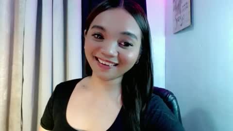 Snapshot of holy_shine chatting on 03.02.26 Bella online show from 03.02.26