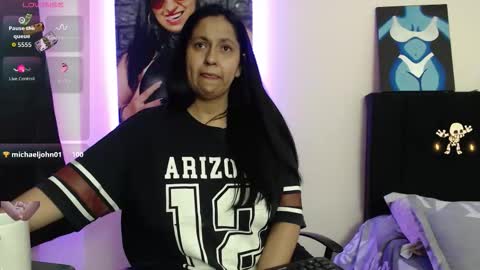 Snapshot of holydeath_1 chatting on 11.18.25 Milena online show from 11.18.25