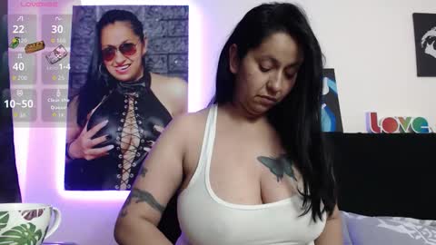 Snapshot of holydeath_1 chatting on 11.20.25 Milena online show from 11.20.25