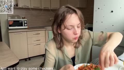 Snapshot of holydori chatting on 02.05.25 dori not holy get my tg channel with link from description under last photo online show from 02.05.25