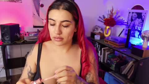   online show from 05.18.26