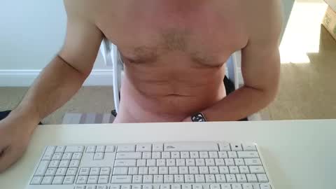 Snapshot of holymoses8 chatting on 03.04.25 holymoses8 online show from 03.04.25