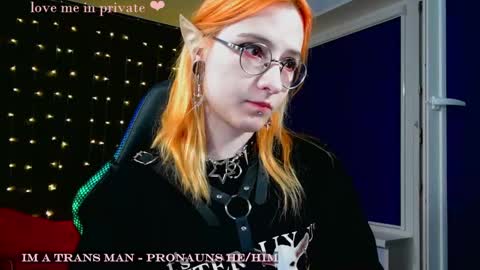 Honelints boyblonde hair AsterMIntfemboybrown hair online show from 02.07.25