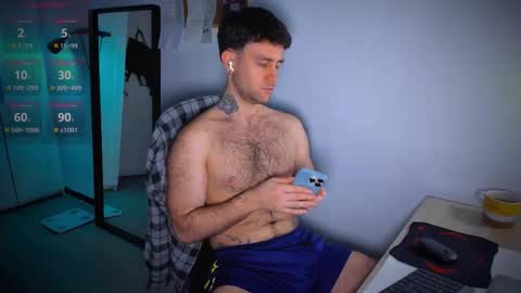 Snapshot of honestandrew chatting on 02.06.26 Andrew online show from 02.06.26