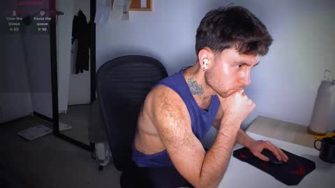 Snapshot of honestandrew chatting on 02.09.26 Andrew online show from 02.09.26