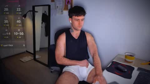 Snapshot of honestandrew chatting on 02.12.26 Andrew online show from 02.12.26