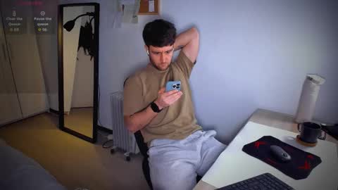 Snapshot of honestandrew chatting on 02.18.26 Andrew online show from 02.18.26