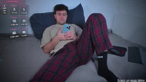 Snapshot of honestandrew chatting on 02.21.26 Andrew online show from 02.21.26