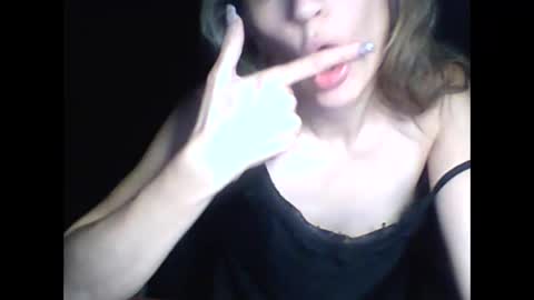 Snapshot of honey0bunny35 chatting on 01.15.25 honey0bunny35 online show from 01.15.25