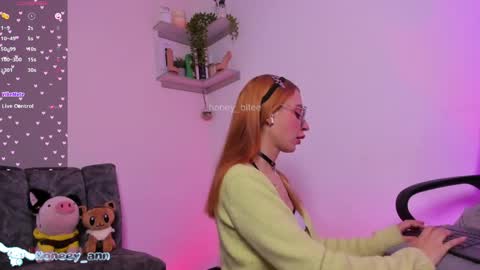  Hi Im  Annie  vic   Your dreams came true  online show from 04.01.26