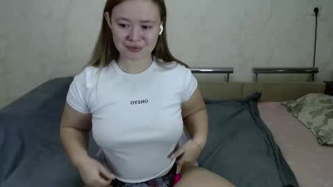 honey_caramelle online show from 12.15.24