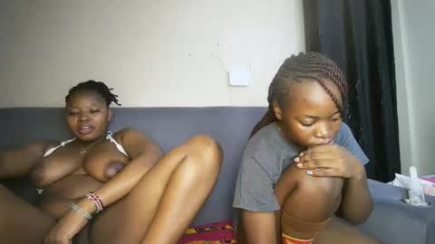 Snapshot of honey_drop1 chatting on 02.25.26 honey drop online show from 02.25.26