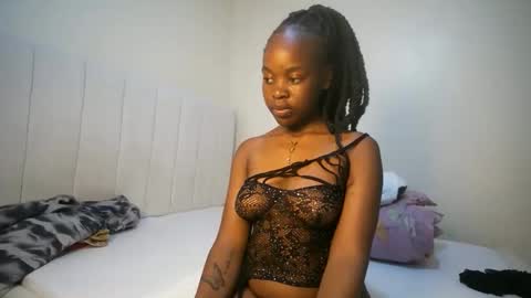 Snapshot of honey_drop1 chatting on 03.23.26 honey drop online show from 03.23.26