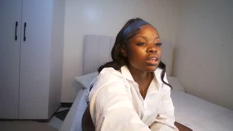 Snapshot of honey_drop1 chatting on 04.10.26 honey drop online show from 04.10.26