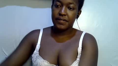 Snapshot of honey_dropp1 chatting on 05.29.26 honey_dropp1 online show from 05.29.26