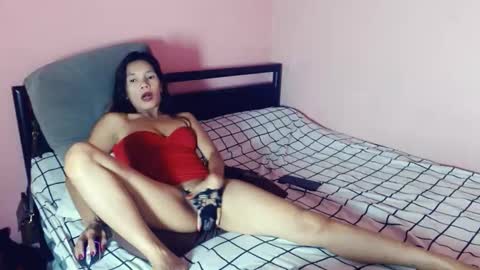 honey_mollyxx online show from 11.19.25