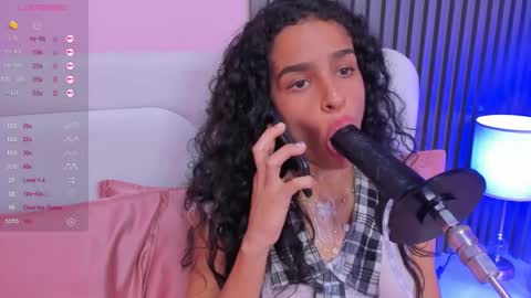 Snapshot of honey_sofii_ chatting on 03.02.25 honey_sofii_ online show from 03.02.25