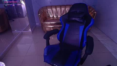 HONEY  online show from 11.10.25