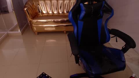 HONEY  online show from 11.22.25