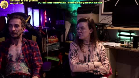 Honey and Bear online show from 02.04.25