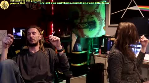 Honey and Bear online show from 03.05.25