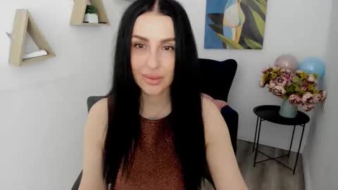 Snapshot of honeyblossome chatting on 06.10.26 Jacqueline online show from 06.10.26