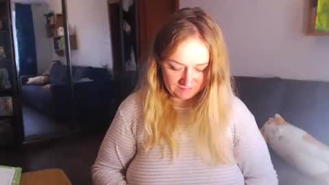 HoneydewMolly online show from 11.27.25