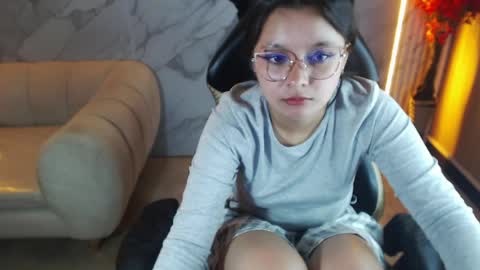 Snapshot of honeydoll_tf chatting on 05.10.26 honeydoll_tf online show from 05.10.26