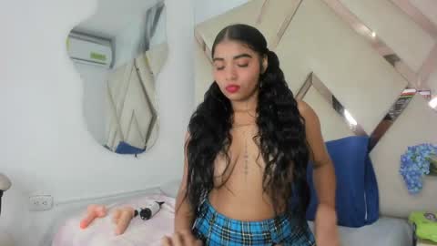 honeyht online show from 04.18.26