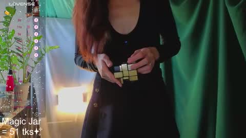 Molly  online show from 10.05.25