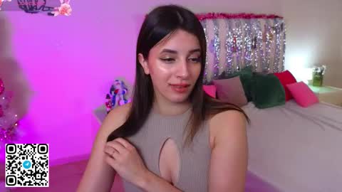 honeymilaa online show from 01.14.26