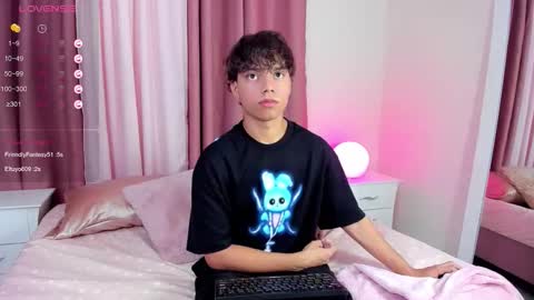 honeymoon_sariel online show from 11.17.25