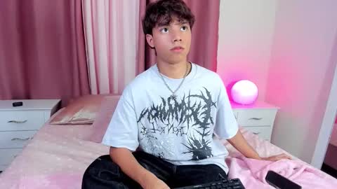 honeymoon_sariel online show from 11.19.25