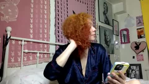 Snapshot of honeyruby chatting on 04.27.26 Ruby Sparks online show from 04.27.26