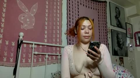 Snapshot of honeyruby chatting on 05.09.26 Ruby Sparks online show from 05.09.26