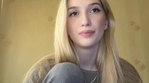 honeyveil online show from 05.17.26