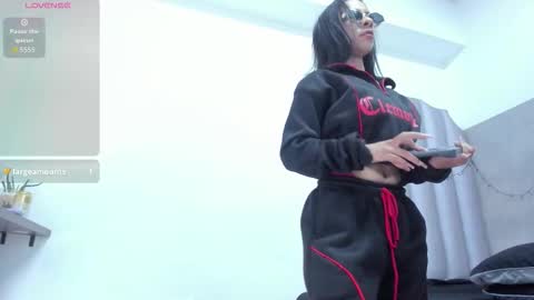 Snapshot of honnyy_23 chatting on 02.13.26 honnyy_23 online show from 02.13.26