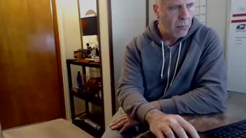 Snapshot of hoosierdadddy4u chatting on 04.05.26 Jayson online show from 04.05.26