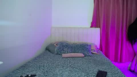 Snapshot of hoot_alicee chatting on 06.12.26 ONLYFANS online show from 06.12.26