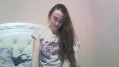 Snapshot of hootloove69 chatting on 01.28.25 hootloove69 online show from 01.28.25