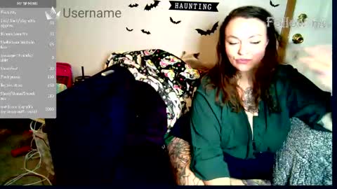 Snapshot of horneygirl88ddd chatting on 02.15.26 horneygirl88ddd online show from 02.15.26