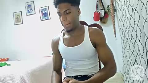 Snapshot of horneyguy2399 chatting on 01.09.25 sugarbaby online show from 01.09.25