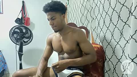 Snapshot of horneyguy2399 chatting on 03.09.25 sugarbaby online show from 03.09.25