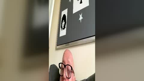 Snapshot of horny_147 chatting on 06.30.26 Cum suck Me off online show from 06.30.26