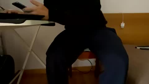 Snapshot of horny_alpha_male_toy chatting on 11.04.25 horny_alpha_male_toy online show from 11.04.25