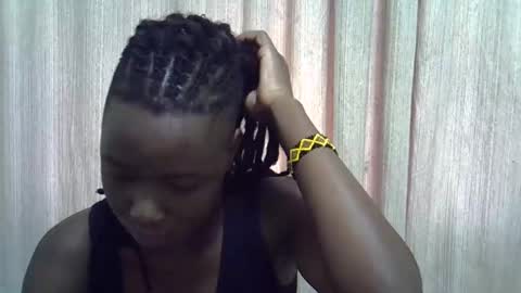 Snapshot of horny_baddie18 chatting on 02.15.26 Leila online show from 02.15.26