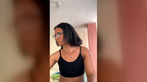Snapshot of horny_brii chatting on 04.28.26 horny_brii online show from 04.28.26