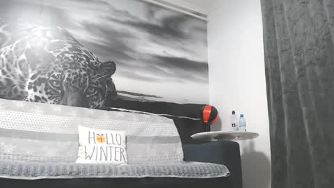 horny_dream2 online show from 10.19.25