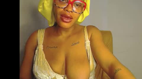 horny_ebonygirl_ online show from 03.17.26