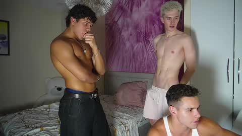 Extaz Athrey Howard online show from 03.22.26